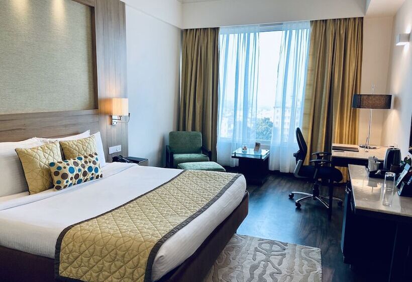 酒店 The Landmark Towers