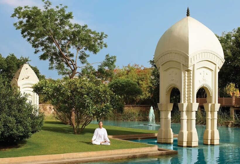 בית מלון כפרי The Oberoi Rajvilas Jaipur
