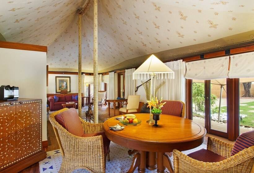 בית מלון כפרי The Oberoi Rajvilas Jaipur