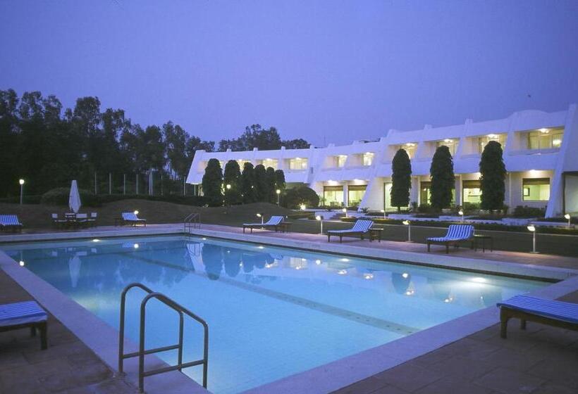 Radisson Jass Hotel, Khajuraho