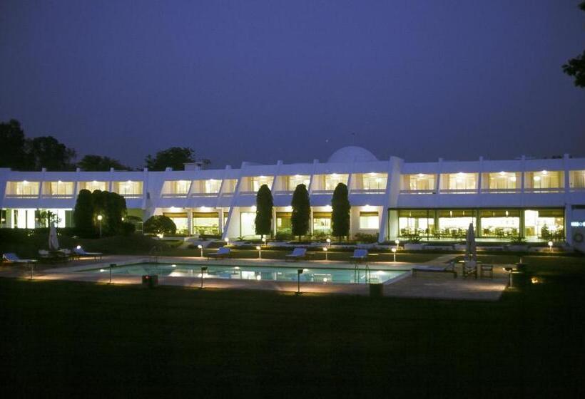 Radisson Jass Hotel, Khajuraho