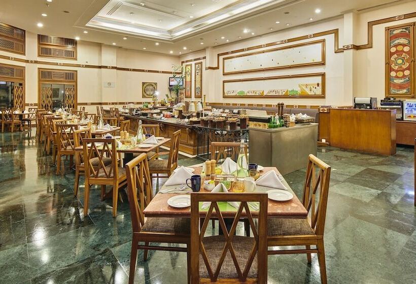 酒店 The Ummed Ahmedabad Airport