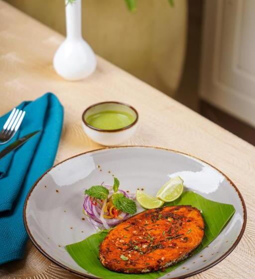 Отель Woodlands