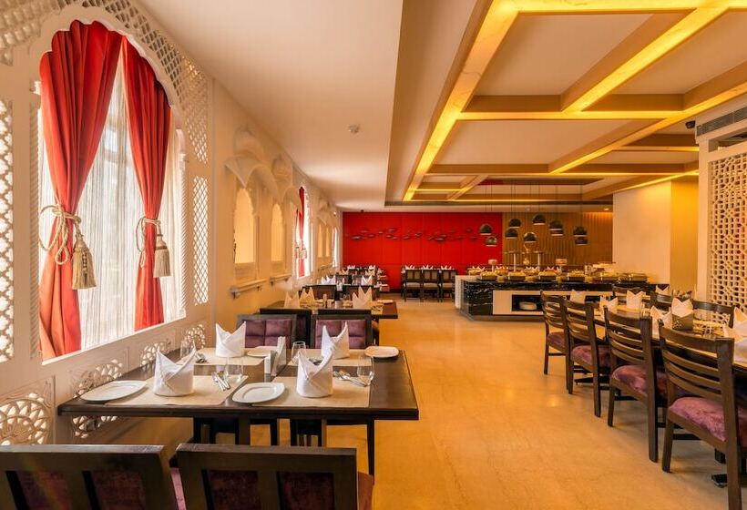 호텔 Howard Plaza The Fern, Agra