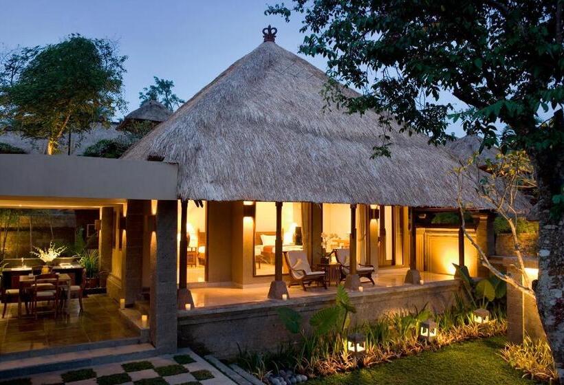 リゾートホテル Kamandalu Ubud