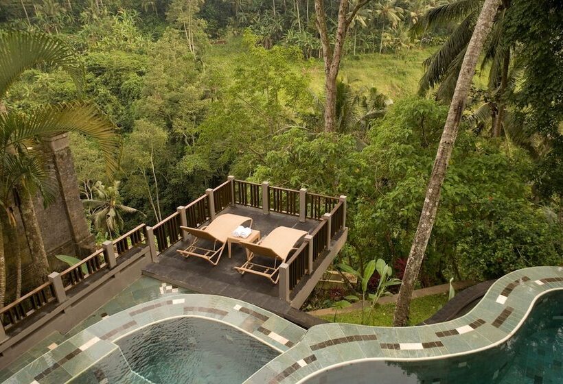 リゾートホテル Kamandalu Ubud