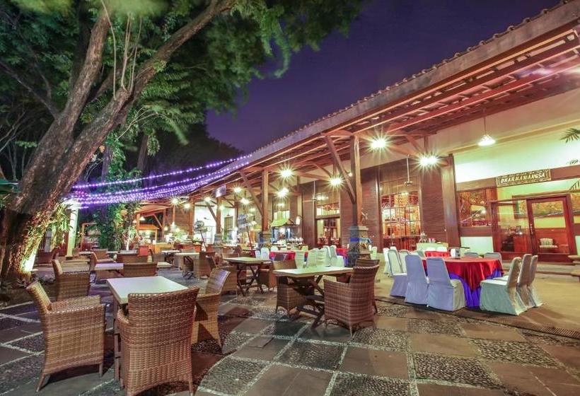 Singgasana Hotel Surabaya