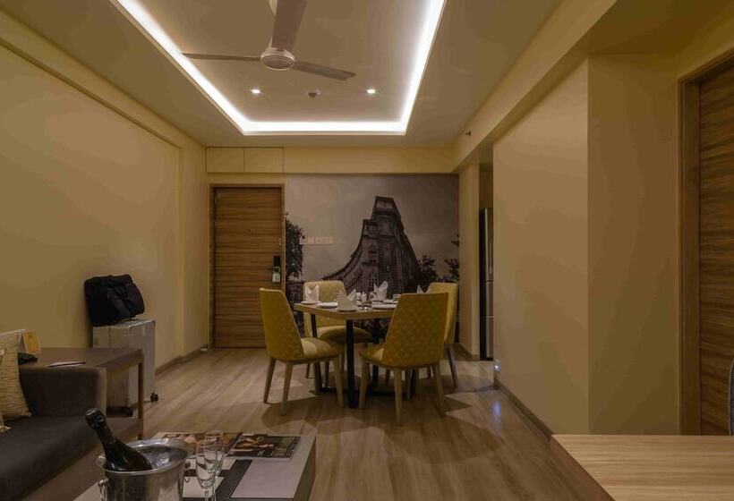 The Residence Hotel & Apartments