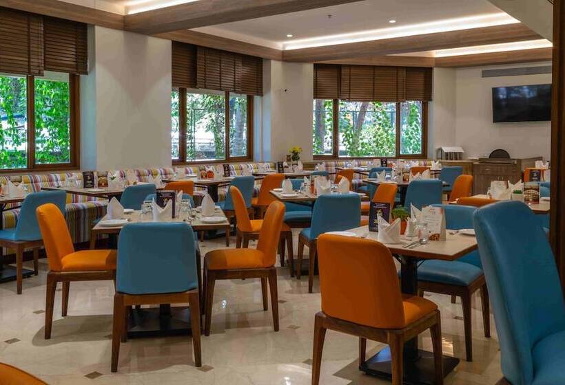 The Residence Hotel & Apartments