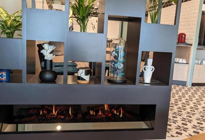 Ambassadeur Hotel   Cherbourg Port De Plaisance