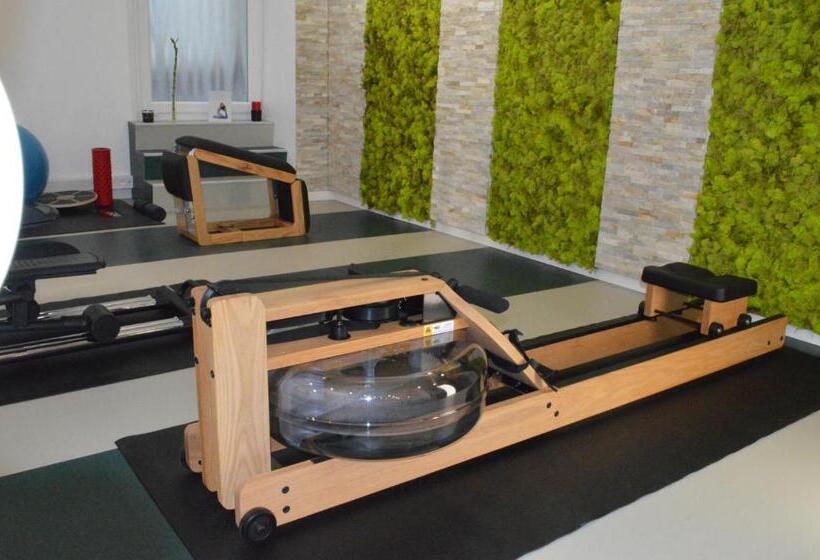 Ambassadeur Hotel   Cherbourg Port De Plaisance