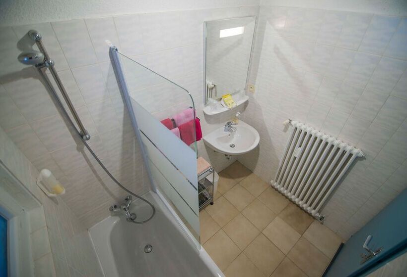 בית מלון כפרי Hôtel De La Poste