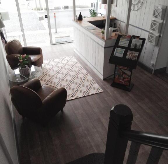 בית מלון כפרי Hôtel Les Thermes