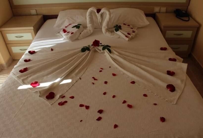 Отель Kemer Star