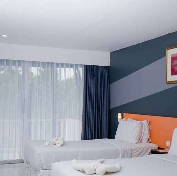 בית מלון כפרי Grand Elty Krakatoa