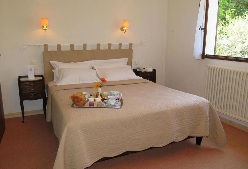 Отель Hôtel Cap Soleil