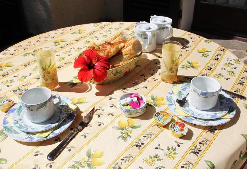 Отель Hôtel Cap Soleil