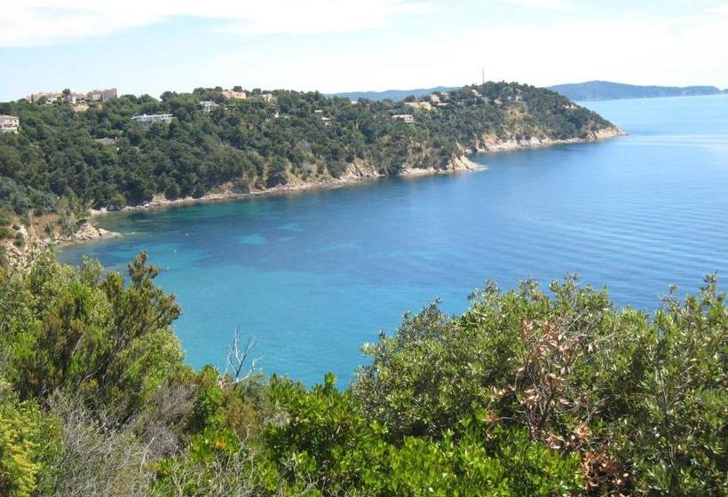 Отель Hôtel Cap Soleil