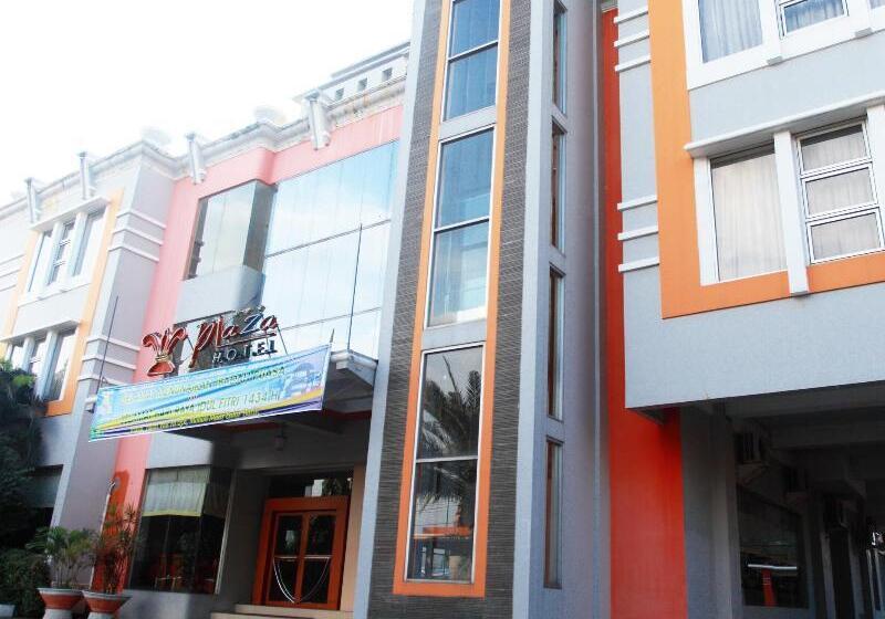 Отель Horison Plaza Tegal