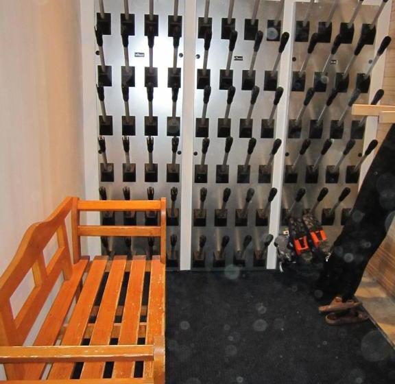 فندق Hôtel Chalet Le Caribou