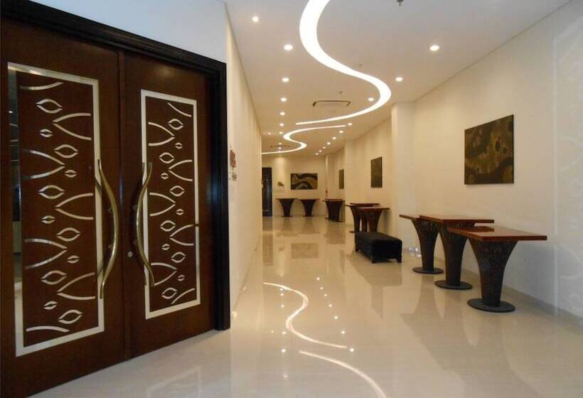 ホテル Primebiz  Tegal