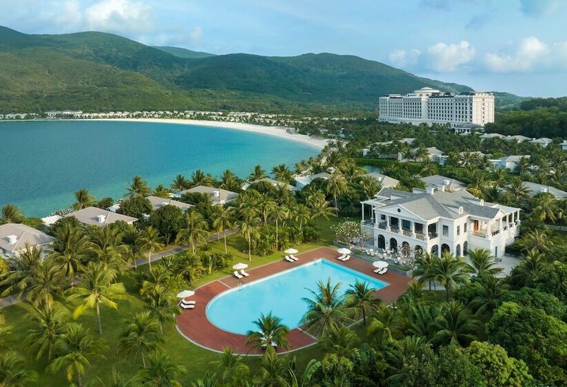هتل Nha Trang Marriott Resort & Spa, Hon Tre Island