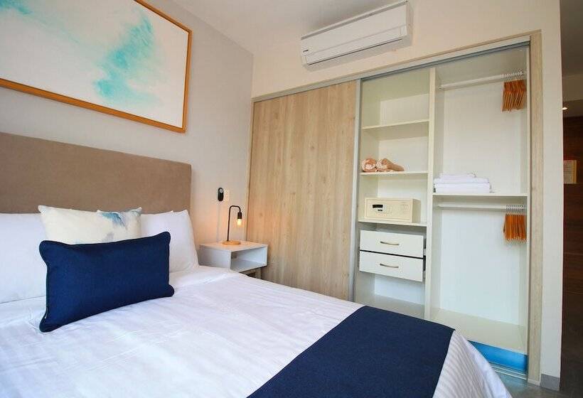 Отель The Gallery Apartments