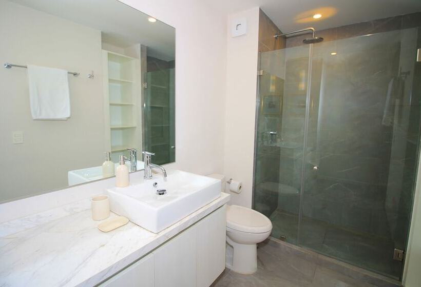 Отель The Gallery Apartments