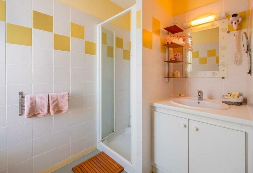 فندق Au Coeur De Meaulne