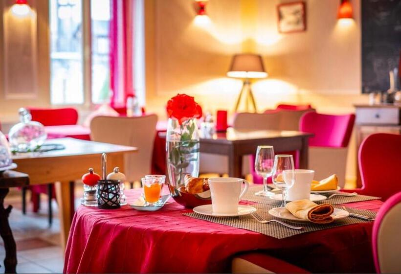 فندق Au Coeur De Meaulne