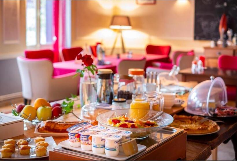 فندق Au Coeur De Meaulne