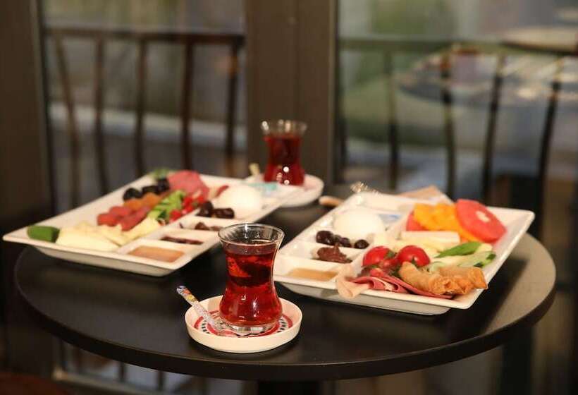 ホテル Roomers Nisantasi