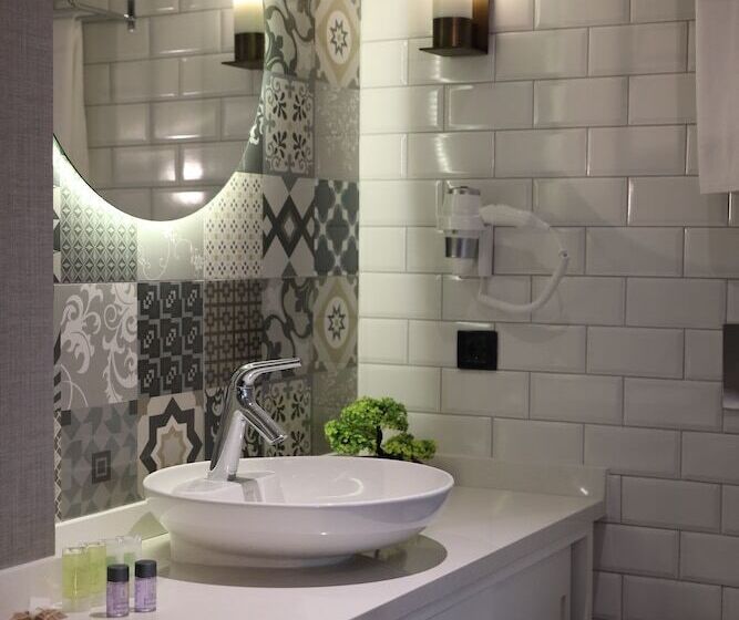 ホテル Roomers Nisantasi