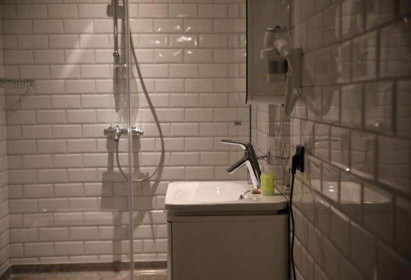 ホテル Roomers Nisantasi