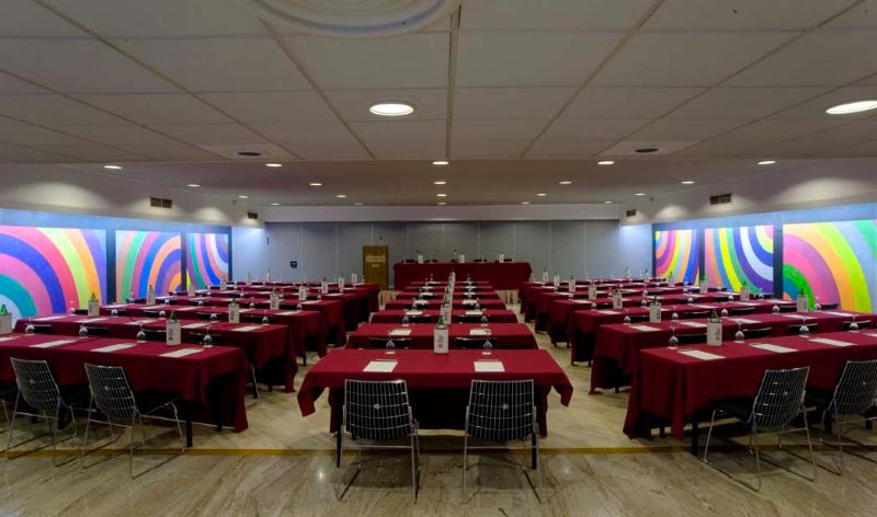 هتل Albornoz Palace