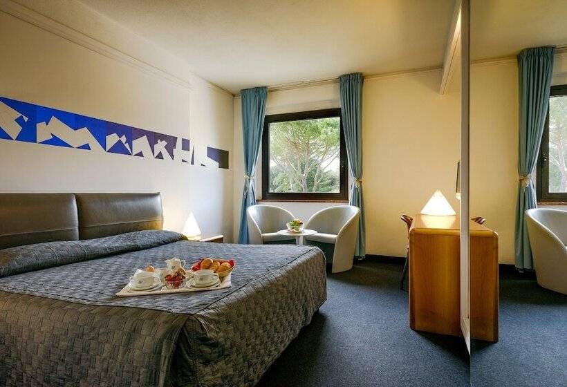 هتل Albornoz Palace