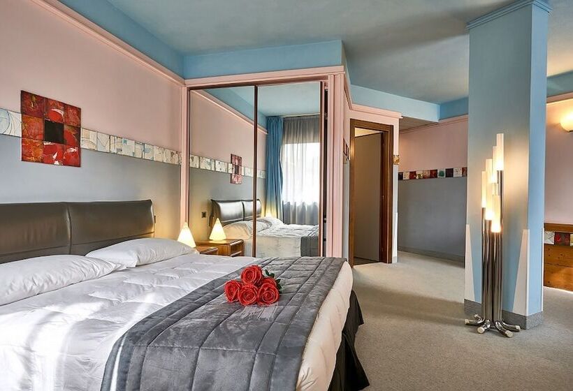 هتل Albornoz Palace