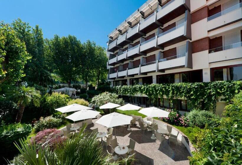 בית מלון כפרי Alexander