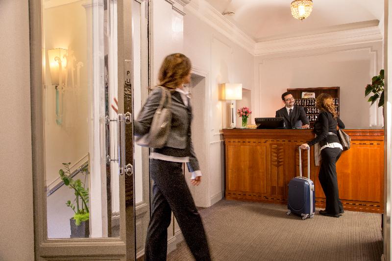 בית מלון כפרי Alexandra