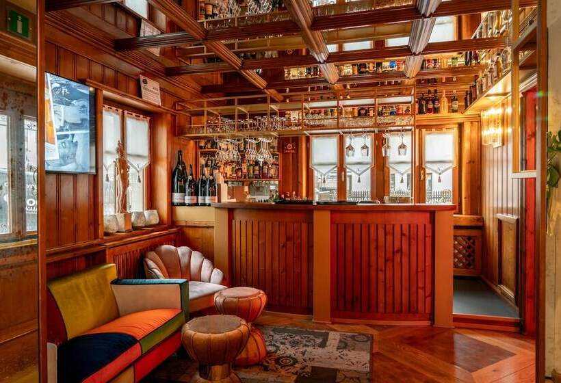 Отель Ambra Cortina Luxury&fashion