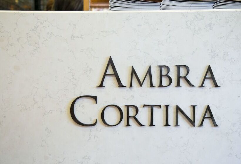 Отель Ambra Cortina Luxury&fashion