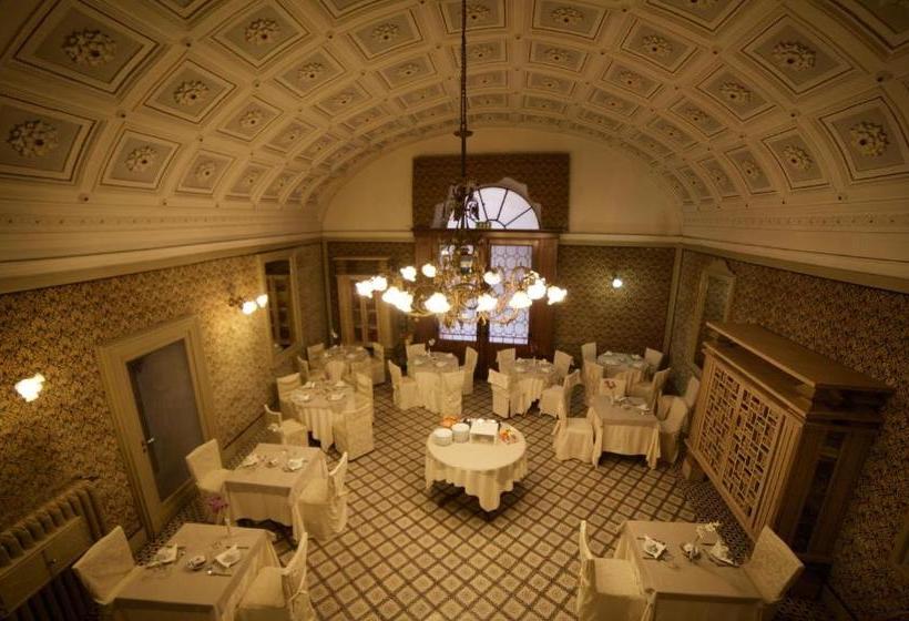 Отель Aquila Bianca