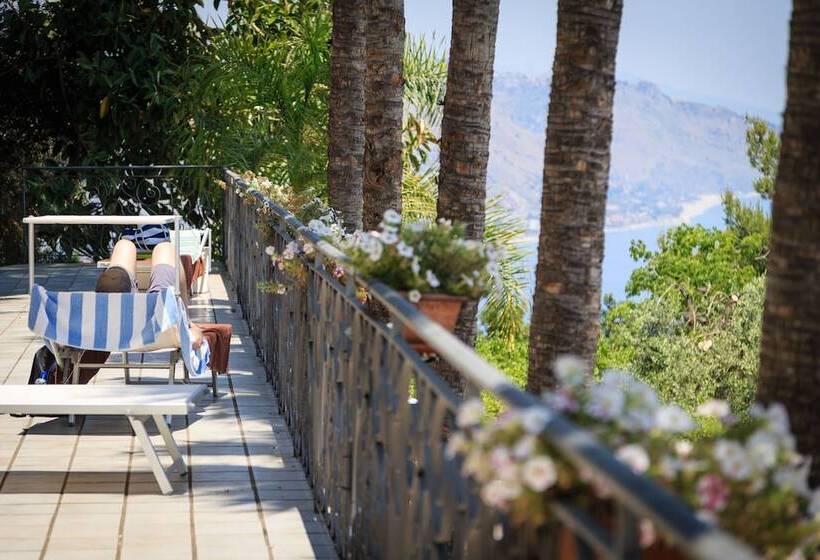 Отель Ariston And Palazzo Santa Caterina