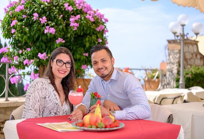 Отель Ariston And Palazzo Santa Caterina