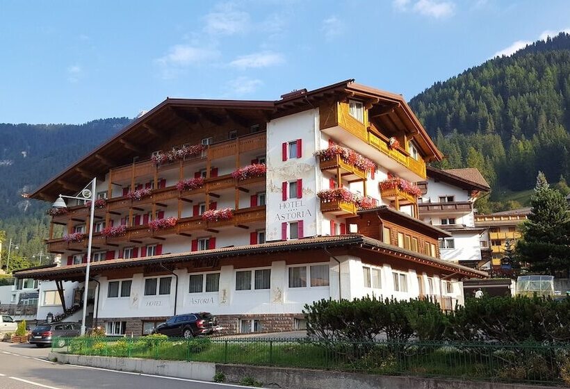 هتل Astoria