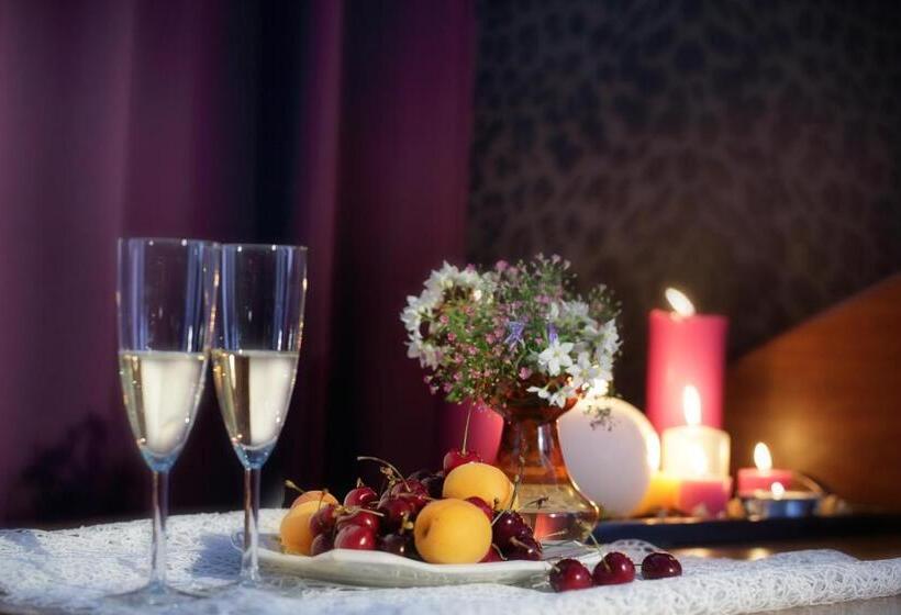 בית מלון כפרי Atlanta Augustus