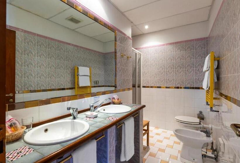 בית מלון כפרי Atlanta Augustus