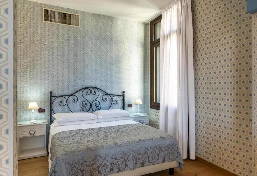 בית מלון כפרי Atlanta Augustus