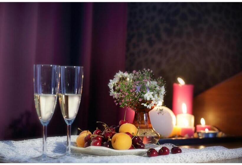 בית מלון כפרי Atlanta Augustus