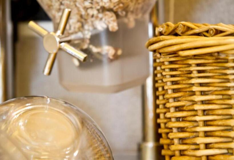 בית מלון כפרי Atlanta Augustus